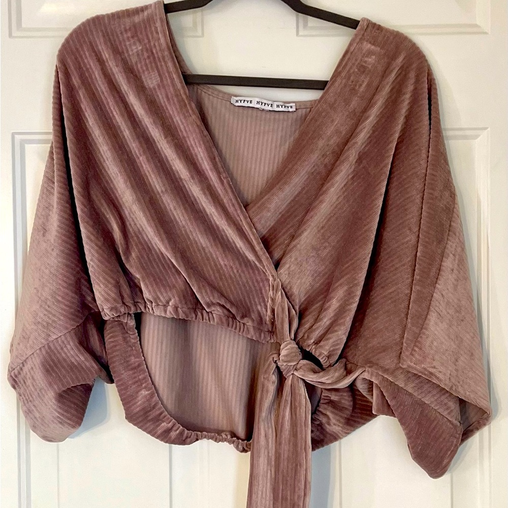 HYFVE top size M